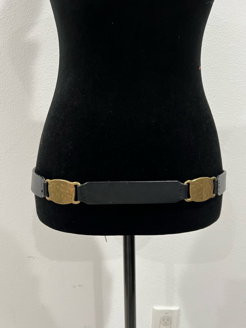 Vintage Style Leather Belt Gold Buckle Hammered Panel Belt Boho Chic - Picture 2 of 6